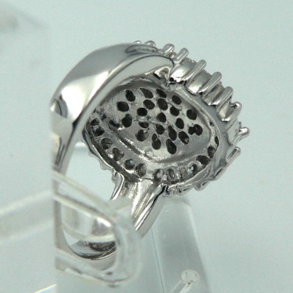 Sz 5.5 Simulated Diamond (Bgt) Ring NWOT - Picture 4 of 5
